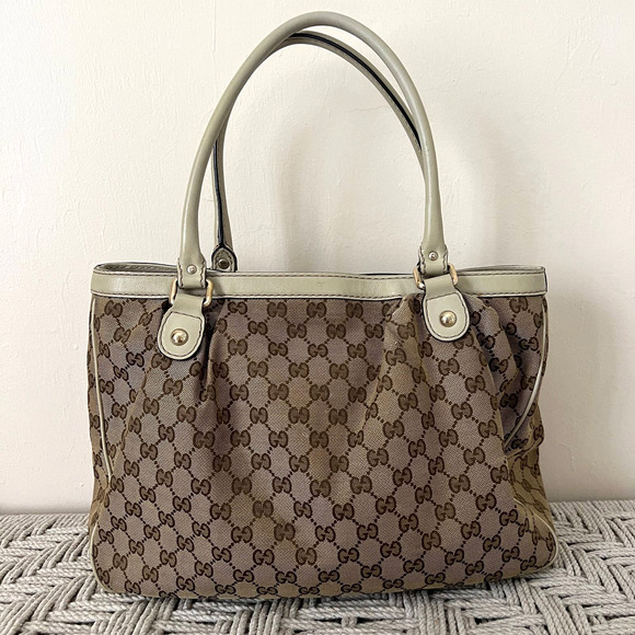 GUCCI GG Sukey Beige Canvas and Leather Tote - Picture 3 of 16